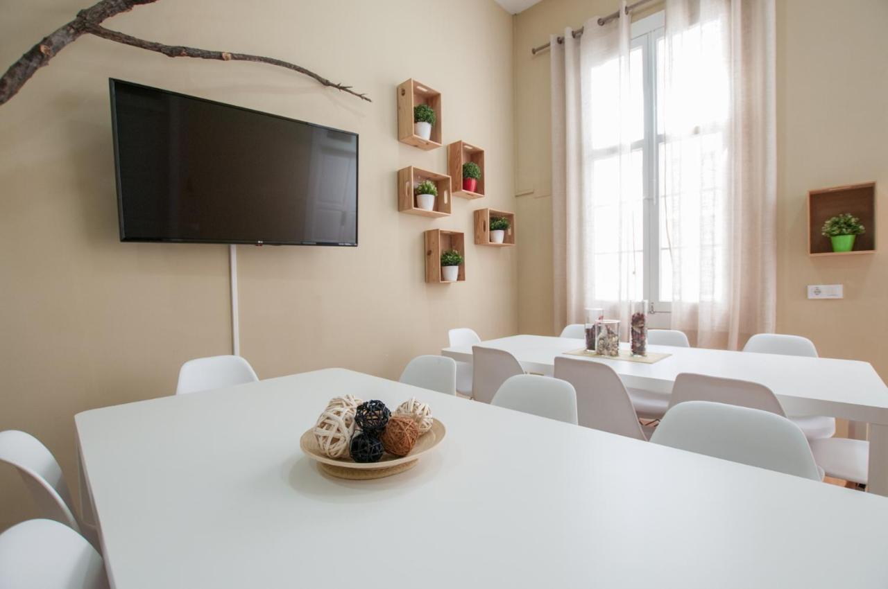 Triana Bella Suites لاس بالماس دي غران كاناريا المظهر الخارجي الصورة