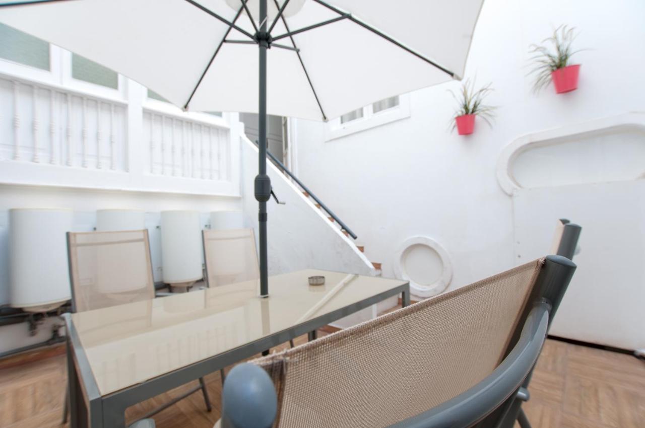 Triana Bella Suites لاس بالماس دي غران كاناريا المظهر الخارجي الصورة
